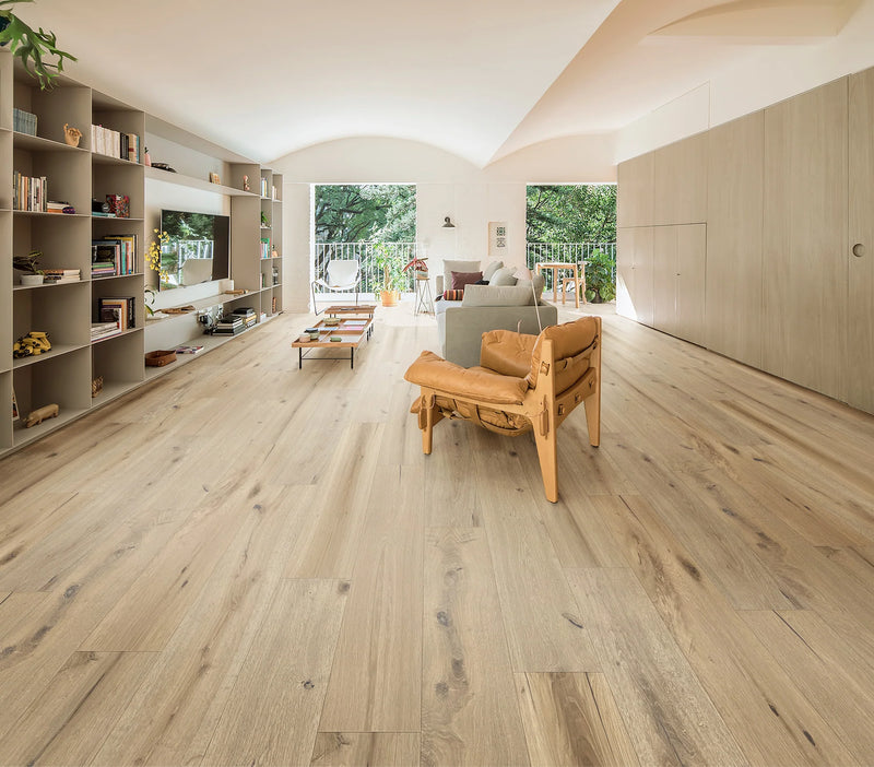 Ladera European Oak Wirebrushed Engineered Hardwood 8.65x0.625" - Silver Tan