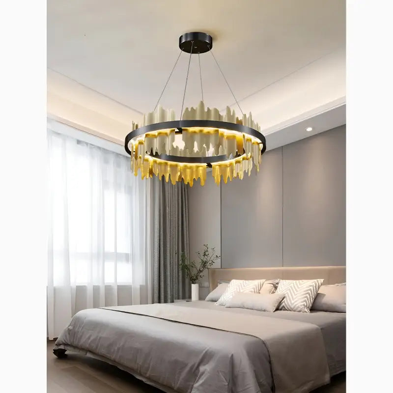 Creative Modern Black/Gold Circular Chandelier for Living Room