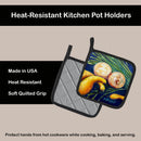 Crooked Neck Squash Pot Holder Set of 2 Heat Resistant Quilted Hot Pads 7.5 x 7.5 Inch, Insulated Kitchen Trivets for Cooking & Baking