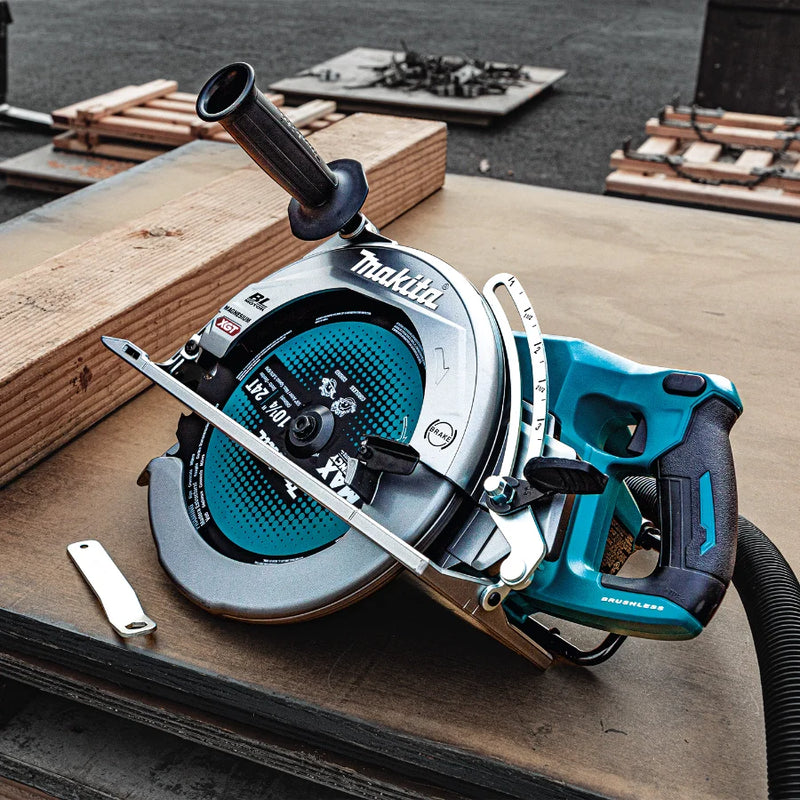 Makita GSR02M1 40V max XGT® Brushless Cordless Rear Handle 10‑1/4" Circular Saw Kit, AWS® Capable (4.0Ah)