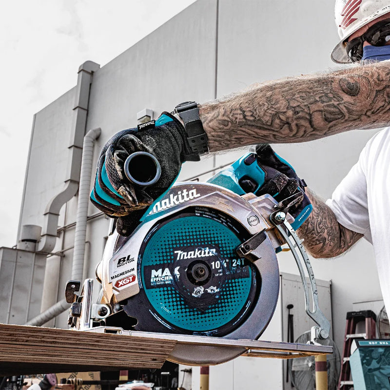 Makita GSR02M1 40V max XGT® Brushless Cordless Rear Handle 10‑1/4" Circular Saw Kit, AWS® Capable (4.0Ah)