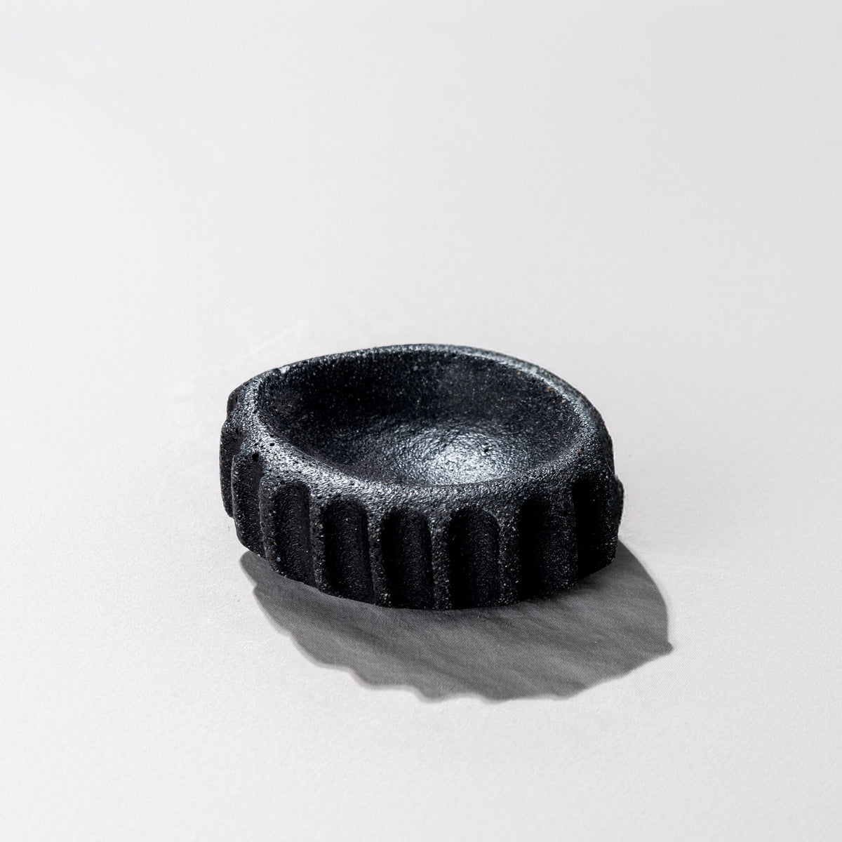 Mandorla Trinket Dish, photo 4 of 9