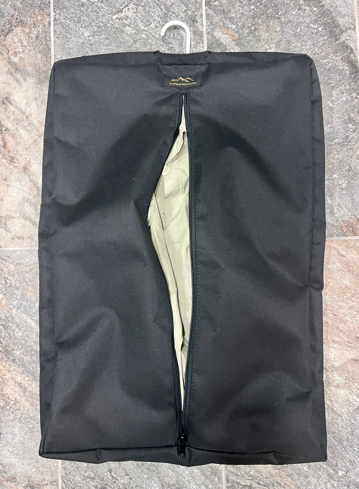 OGG Garmet Bag, photo 2 of 2