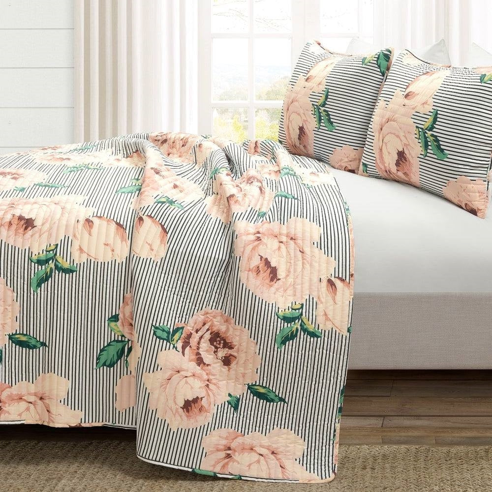 Full/Queen Size Polyester Black White Striped Rose Floral 3 Piece Quilt Set, photo 3 of 5