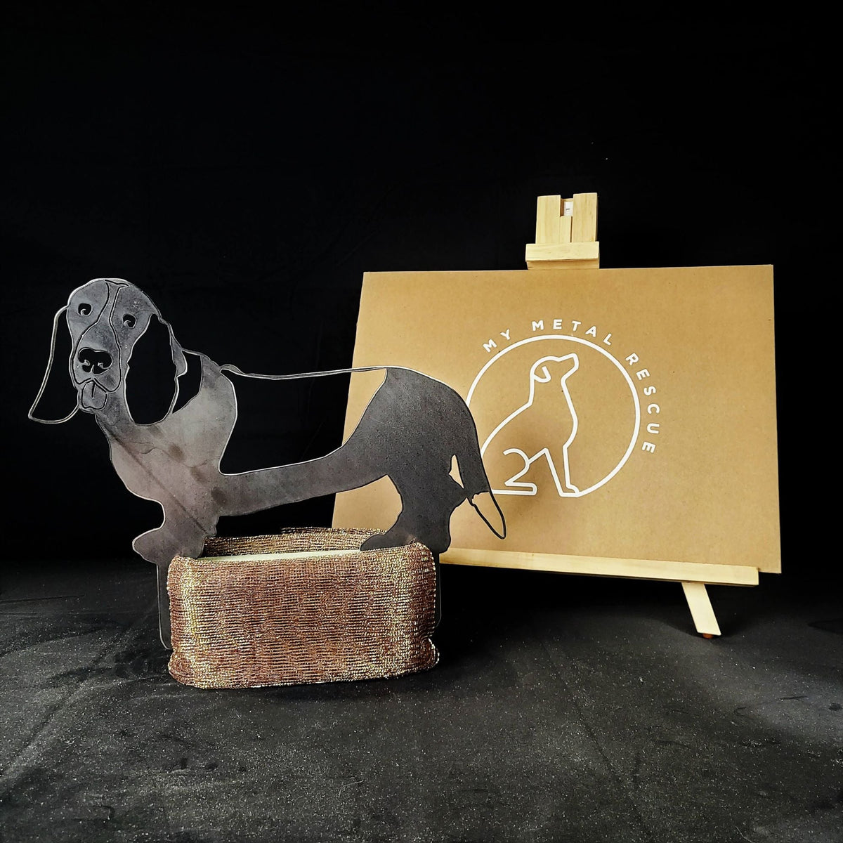 Basset Hound, packed in its shipping crate