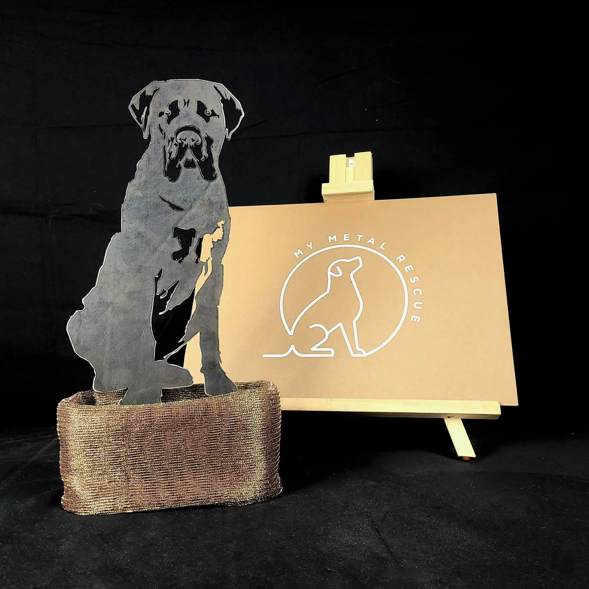 Mastiff, packed in its shipping crate