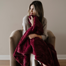 PATTERNED FAUX FUR XL THROW BLANKETS by Saranoni