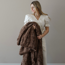 PATTERNED FAUX FUR THROW BLANKETS by Saranoni