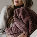 PATTERNED FAUX FUR XL THROW BLANKETS by Saranoni