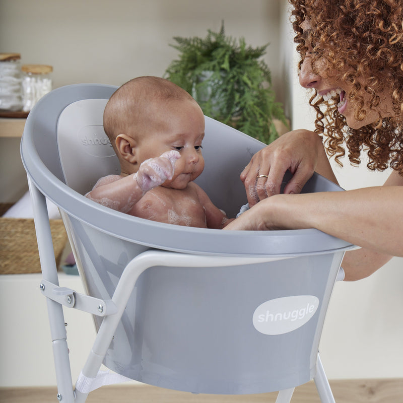 Newborn Bath Essentials Bundle | Baby Bath with Support Bump, Soft Backrest & Rinse Jug | Safe & Stylish Bathtime Set