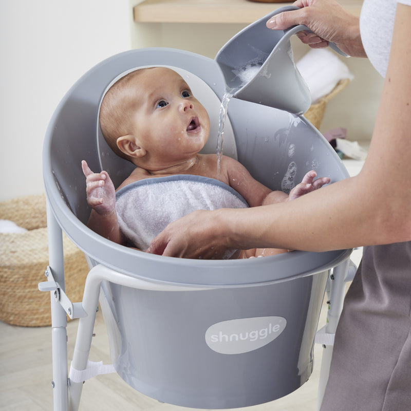 Newborn Bath Essentials Bundle | Baby Bath with Support Bump, Soft Backrest & Rinse Jug | Safe & Stylish Bathtime Set