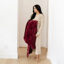 PATTERNED FAUX FUR THROW BLANKETS by Saranoni