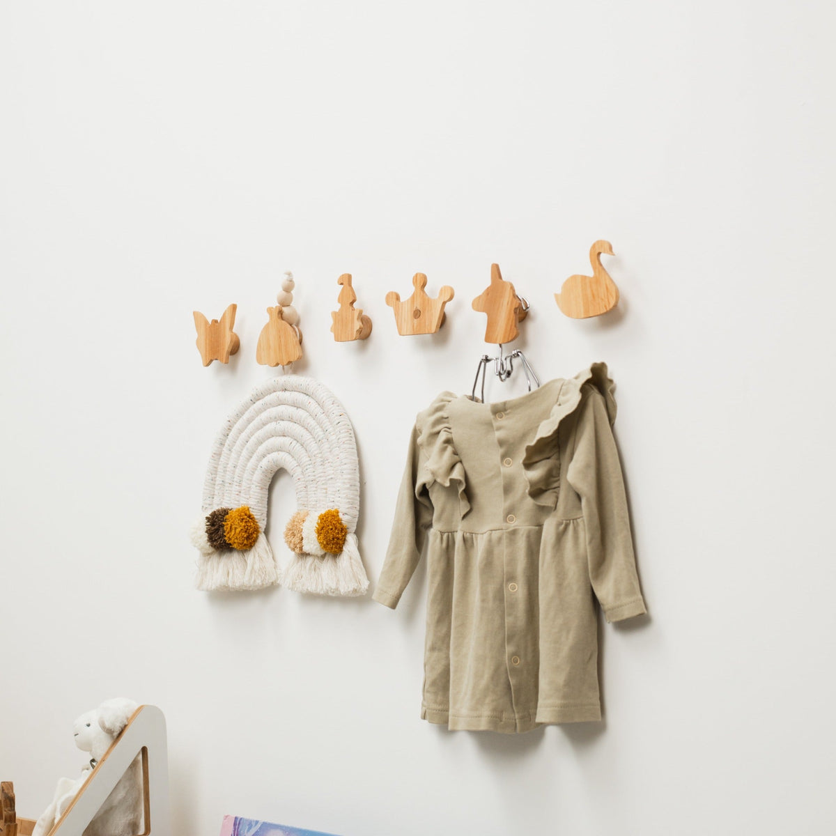 Princess wall hooks, photo 9 of 17