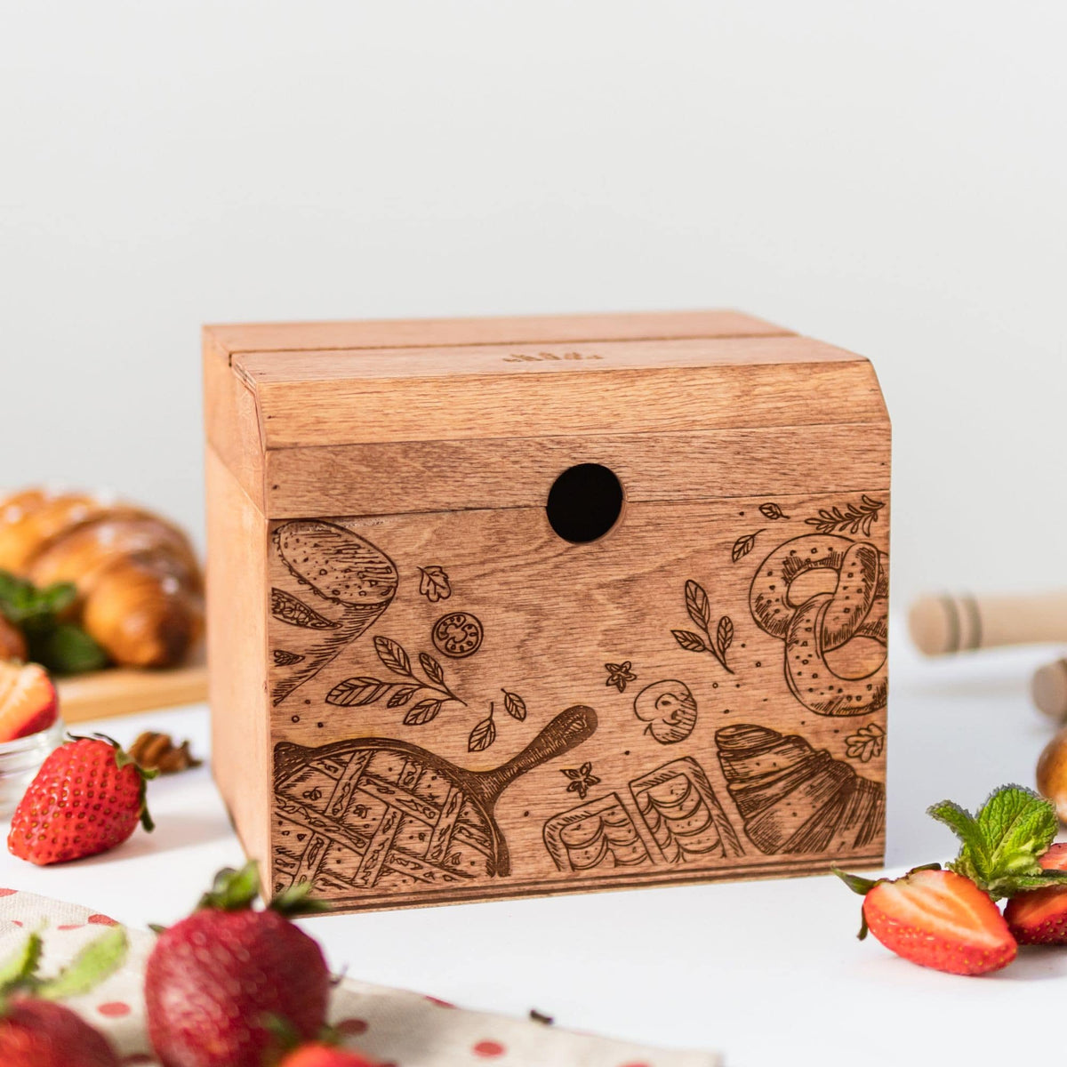 Wooden Recipe Box – Bakery Theme, photo 5 of 5