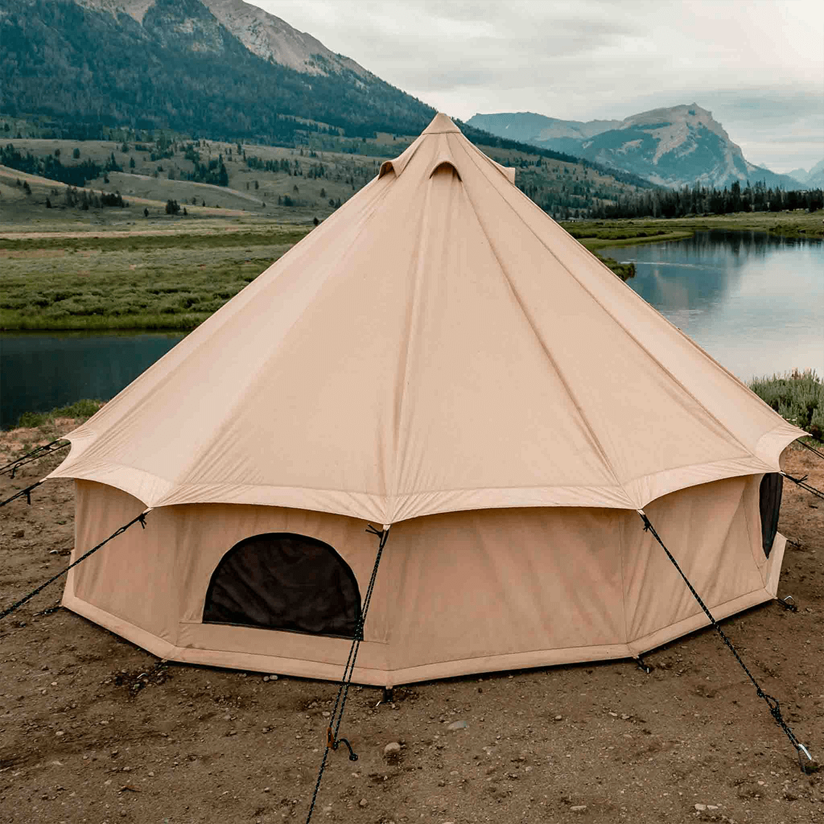 16' Regatta Bell Tent, back view