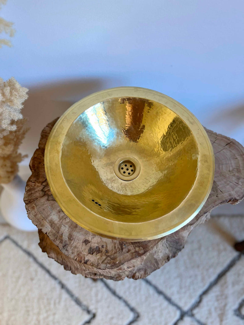 Round Sink - Round Hammered Brass Sink