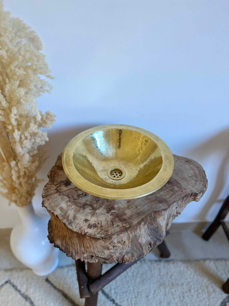 Round Sink - Round Hammered Brass Sink