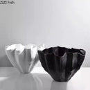 GobekUsa Black Resin Bud Vase Modern Room Decor Flowers Arrangement Desk Vase