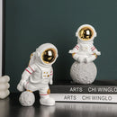 GobekUsa Electroplated Golden Astronaut Figurines, Creative Home Decor & Gifts