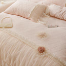 GobekUsa Cozy Velvet Lace Flowers Princess Bedding Set