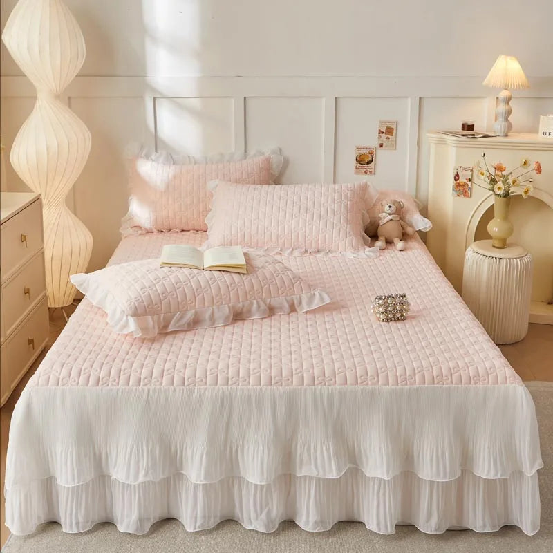 GobekUsa Lace Ruffles Cooling Bed Skirt Set with Pillowcases, photo 11 of 15