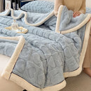 GobekUsa Cozy Jacquard Taffeta & Flannel Nap Blanket - Warm, Thick Comforter for Bedroom