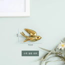 GobekUsa Golden Bird Swallow Sculpture Wall Decor Three-dimensional Handicrafts