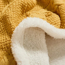 GobekUsa Cable Knit Sherpa Blanket - Nordic Elegance for Autumn & Winter