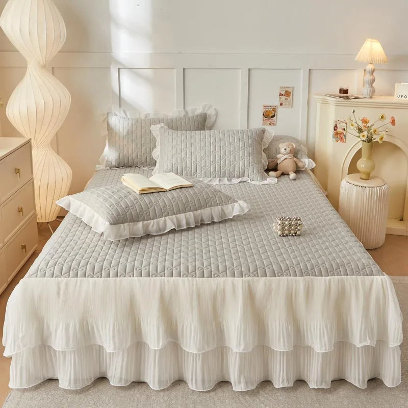 GobekUsa Lace Ruffles Cooling Bed Skirt Set with Pillowcases, photo 10 of 15