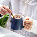 GobekUsa Gold-painted Ceramic Mug Set with Lid and Spoon for Coffee, Water, Milk – 400ml