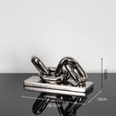 GobekUsa Golden Chain Skeleton Lock Home Decoration Figurine