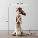 GobekUsa Cartoon Girl Resin Sculpture Desk Decoration Room Ornament Artifacts