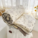 GobekUsa Breathable Double Gauze Queen Quilt with Soya Fibre Filling