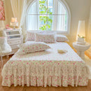 GobekUsa French Lace Ruffles Seersucker Bed Set: 4Pcs Princess Bedding Quilt Cover