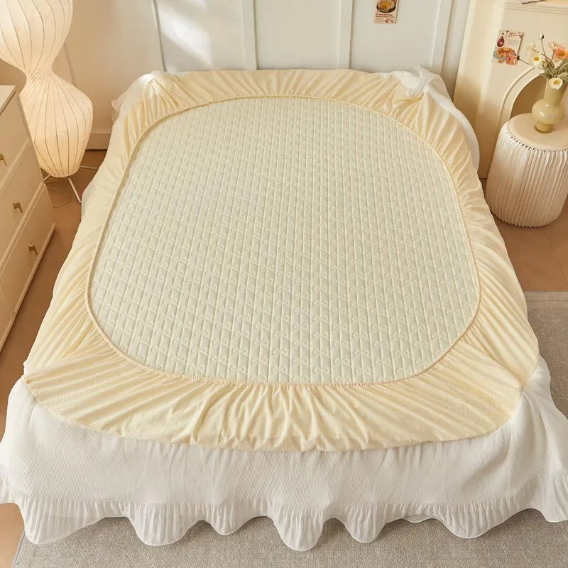 GobekUsa Lace Ruffles Cooling Bed Skirt Set with Pillowcases, photo 6 of 15
