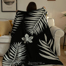 GobekUsa Knitted Sofa Cover Blanket: Black & White Thin Quilt for Office Nap & Air Conditioning