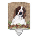 Welsh Springer Spaniel Faux Burlap and Pine cones Ceramic Night Light Compact, UL-Certified, Ideal for Bedroom, Bathroom, Nursery, Hallway, Kitchen, 6x4x3, Multicolor