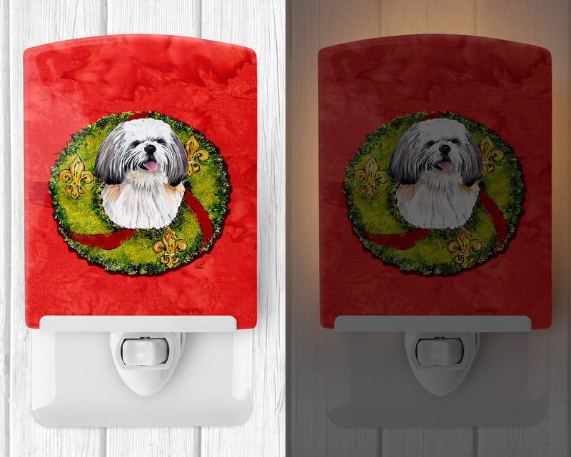 Shih Tzu Christmas Wreath Ceramic Night Light SC9108CNL