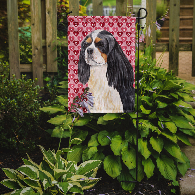 Cavalier Spaniel Hearts Love and Valentine's Day Portrait Garden Flag – Decorative Outdoor Yard Flag