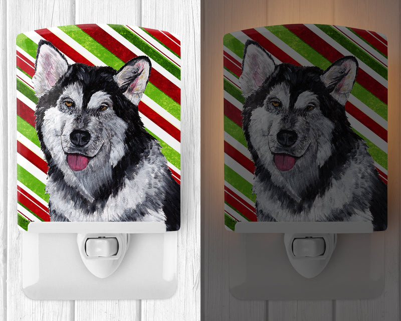 Alaskan Malamute Candy Cane Holiday Christmas Ceramic Night Light SC9490CNL