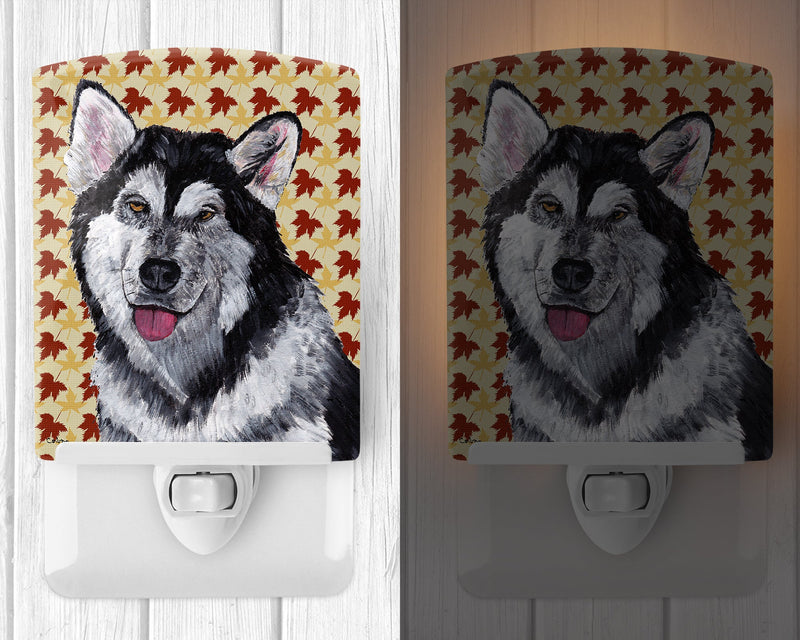 Alaskan Malamute Fall Leaves Ceramic Night Light SC9495CNL