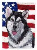 Alaskan Malamute USA Patriotic American Flag Garden Flag – Decorative Outdoor Yard Flag SC9497GF