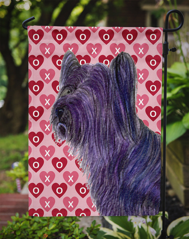 Skye Terrier Hearts Love and Valentine's Day Portrait Garden Flag – Decorative Outdoor Yard Flag