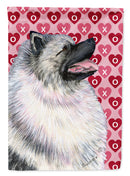 Keeshond Hearts Love and Valentine's Day Portrait Garden Flag – Decorative Outdoor Yard Flag