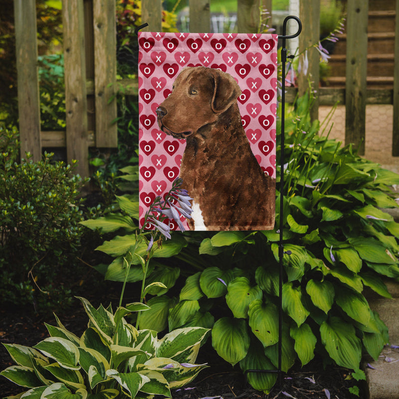 Chesapeake Bay Retriever Hearts Love and Valentine's Day  Garden Flag – Decorative Outdoor Yard Flag