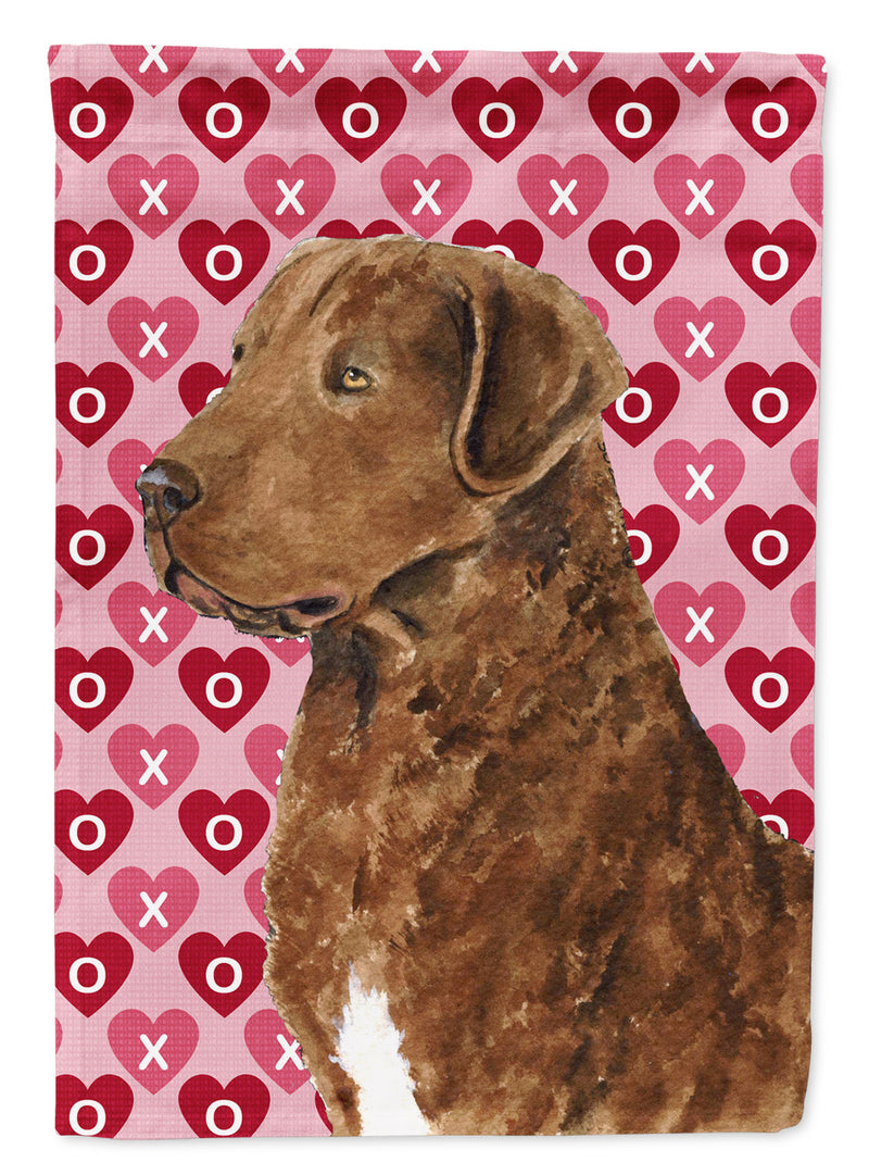 Chesapeake Bay Retriever Hearts Love and Valentine's Day  Garden Flag – Decorative Outdoor Yard Flag