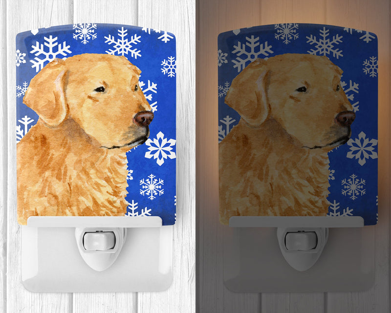 Golden Retriever Winter Snowflakes Holiday Ceramic Night Light SS4614CNL