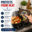 Golden Retriever Pot Holder Set of 2 Heat Resistant Quilted Hot Pads 7.5 x 7.5 Inch, Insulated Kitchen Trivets for Cooking & Baking