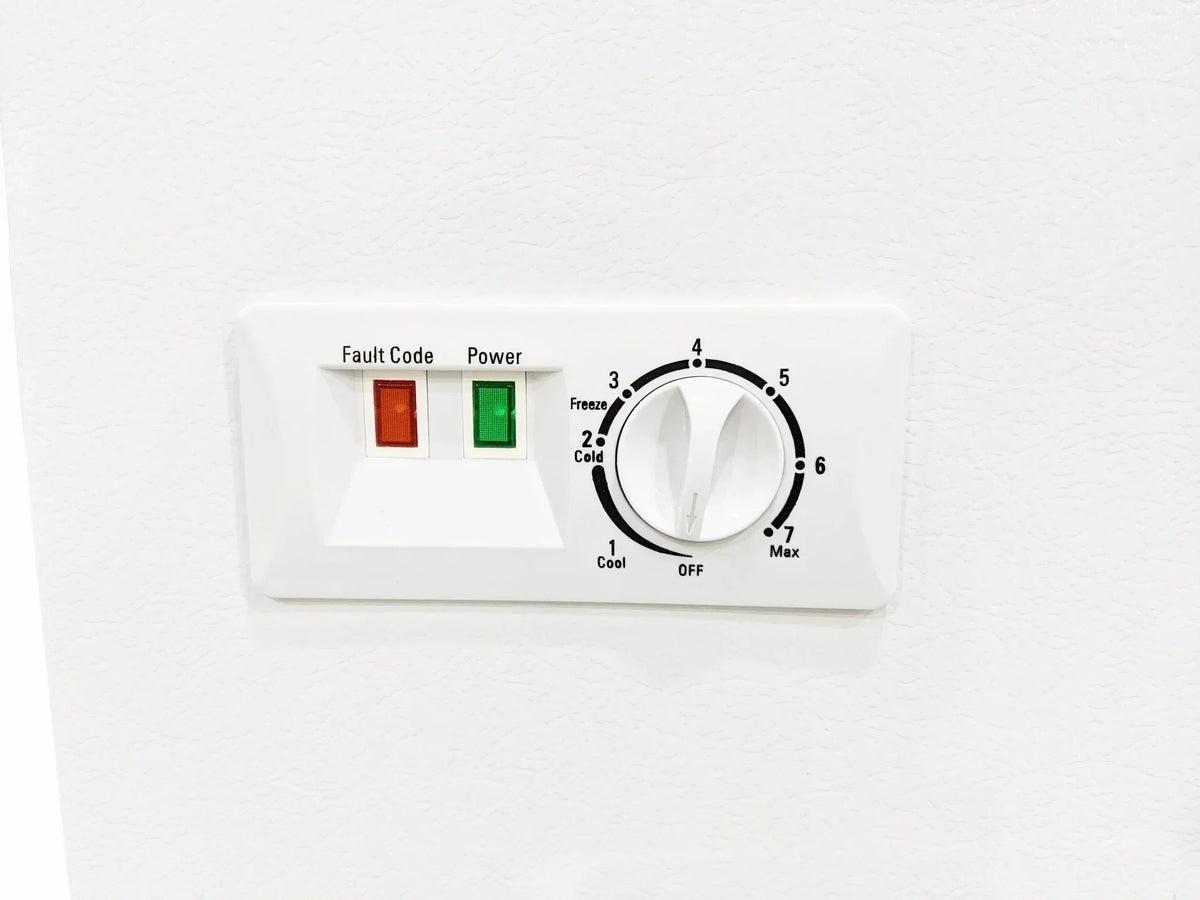 SunStar 8CU Solar/DC Chest Freezer ST-8CF, photo 4 of 4
