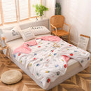 GobekUsa Cartoon Print Quilted Double Blanket for Queen Size Bed